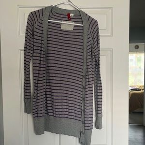 H&M women’s cardigan, size 4